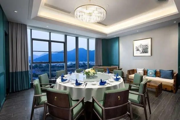 Ramada by Wyndham Huangshan North - Yerinde Yemek