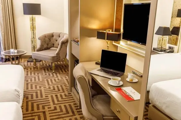 Ramada by Wyndham İstanbul Golden Horn - Oda