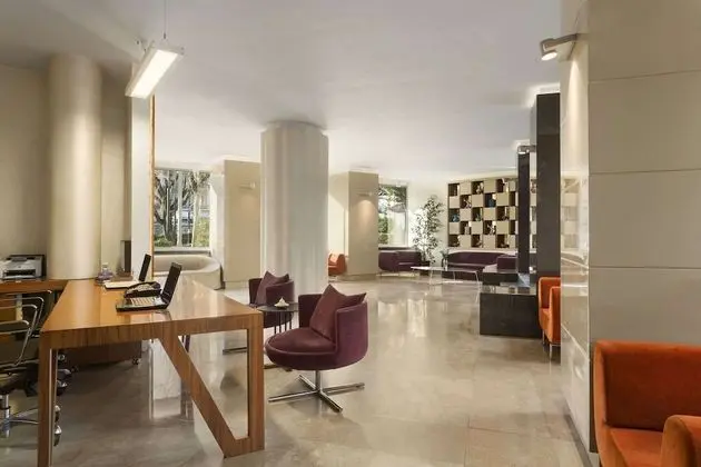 Ramada by Wyndham Istanbul Grand Bazaar - Lobi