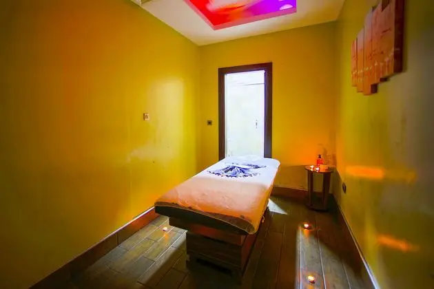Ramada by Wyndham İstanbul Merter - Spa