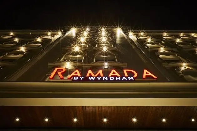 Ramada by Wyndham İstanbul Ümraniye - Dış Mekan