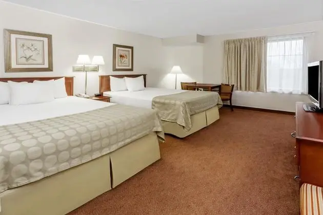 Ramada by Wyndham Janesville