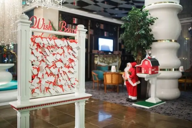 Ramada by Wyndham Kazan City Center - Lobi