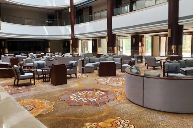 Ramada by Wyndham Kunming YiLiang - Lobi