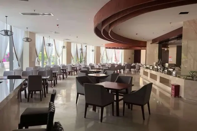 Ramada by Wyndham Kunming YiLiang - Yerinde Yemek