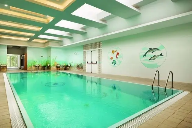 Ramada by Wyndham Loutraki Poseidon Resort - Havuz