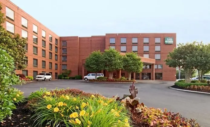 RAMADA BY WYNDHAM NASHVILLE MUSIC VALLEY