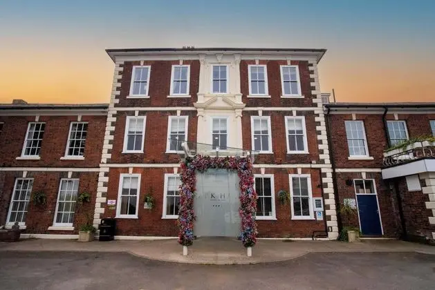 Ramada Resort by Wyndham Park Hall Wolverhampton - Öne Çıkan Resim