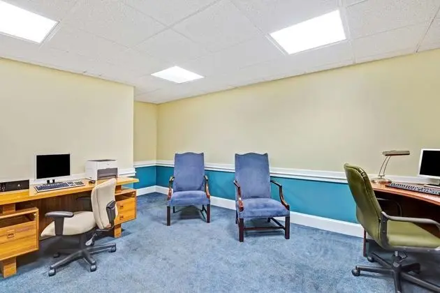 Ramada by Wyndham Seekonk Providence Area