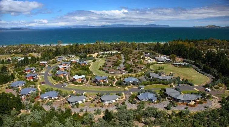 Ramada Resort by Wyndham Seven Mile Beach