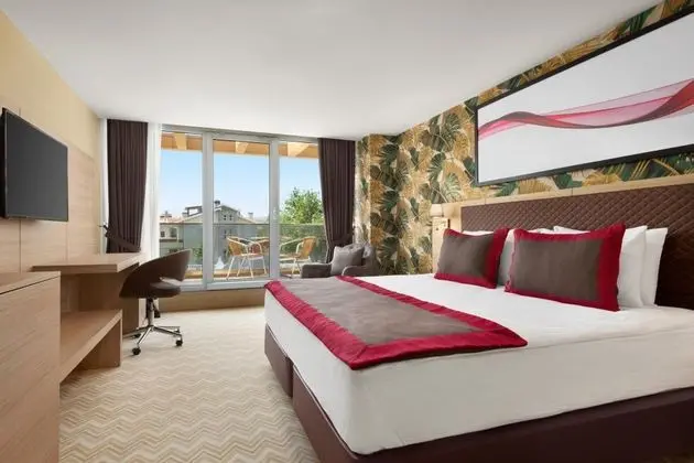Ramada By Wyndham Şile Hotel
