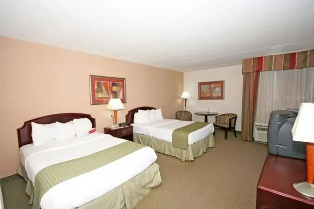Ramada by Wyndham Statesville - Oda