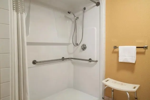 Ramada by Wyndham Surrey/Langley