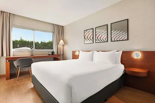 RAMADA BY WYNDHAM VALENCIA ALMUSSAFES - Öne Çıkan Resim