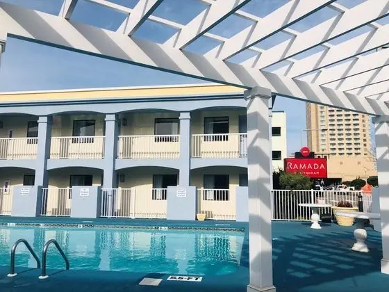 Ramada by Wyndham Virginia Beach - Dış Mekan