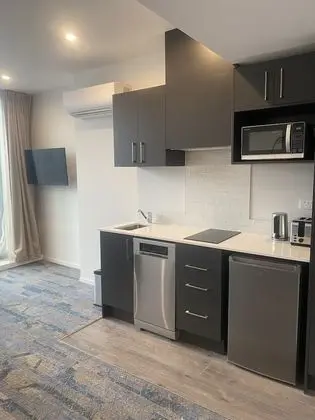 Ramada by Wyndham Wellington Taranaki Street - Mutfak