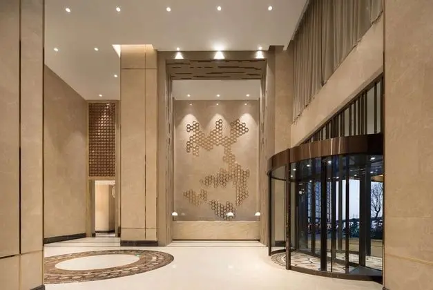 RAMADA BY WYNDHAM WUHAN NORTH - Lobi