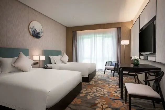 Ramada by Wyndham Zhenjiang City Center - Oda