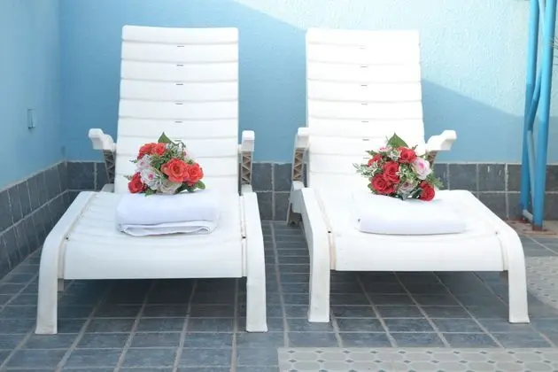 Ramee Guestline Hotel - Havuz