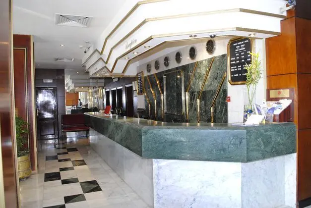 Ramee Guestline Hotel - Lobi