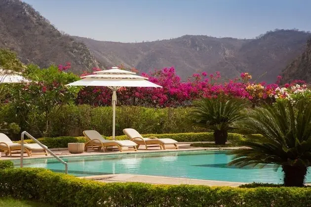 Ramgarh Lodge, Jaipur - IHCL SeleQtions - Havuz