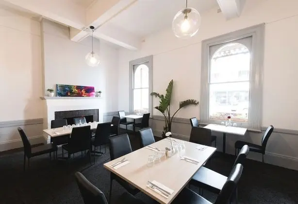 Ramsgate Hotel by Nightcap Social - Yerinde Yemek