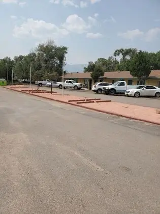 Ranch motel