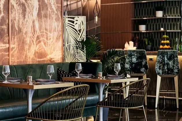 Rand Tower Hotel, Minneapolis, a Marriott Tribute Portfolio Hotel