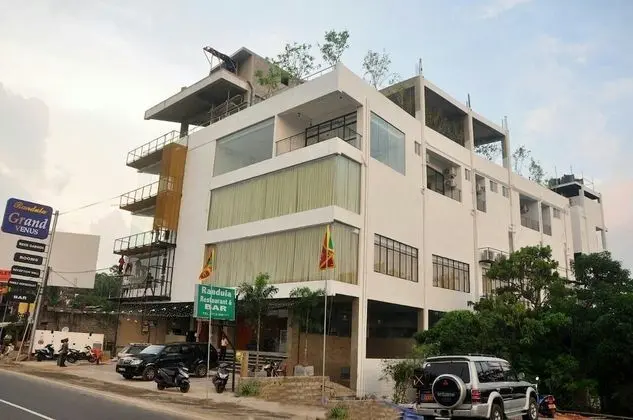 Randula Grand Venus