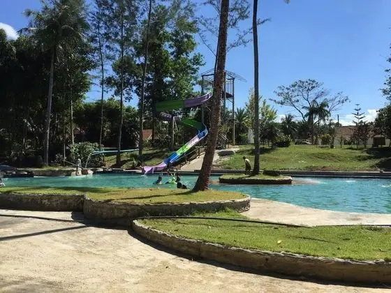 Ranong Resort and Laguna