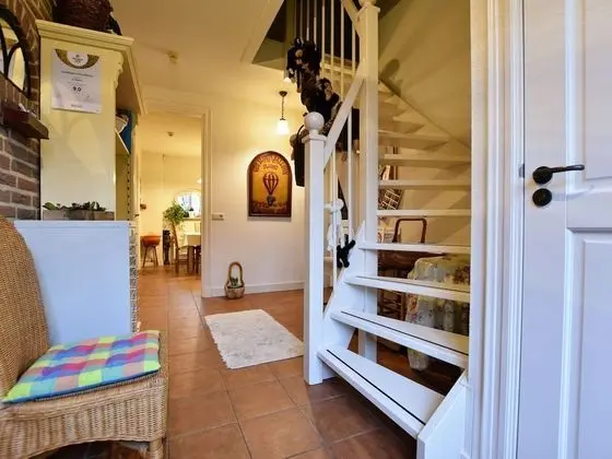 Ranquil Holiday Home in Bronckhorst Near Forest - Lobi