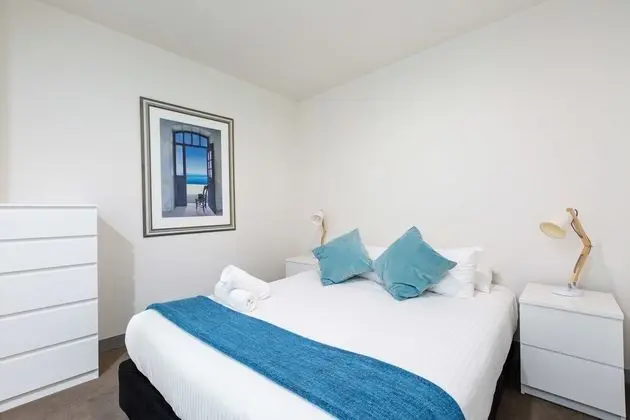 Raphael, 2BDR Carlton Apartment - İç Mekan