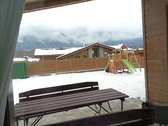 Villa Raphael near Pirin Golf Resort - Öne Çıkan Resim