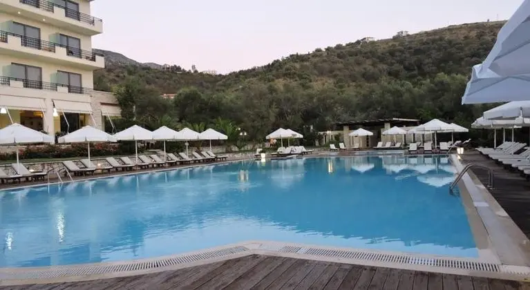 Rapos Resort - Havuz