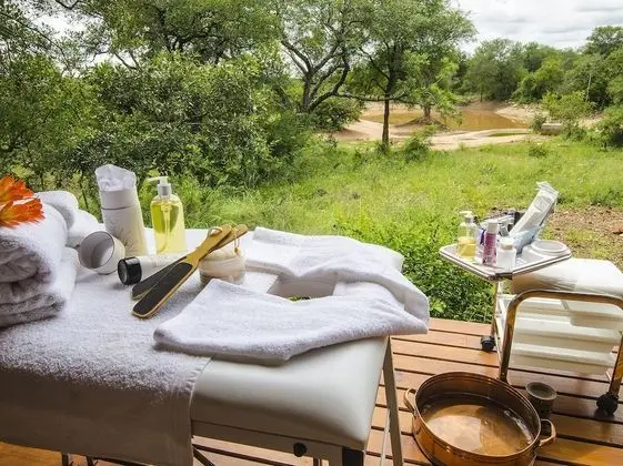 Raptor Retreat Game Lodge - Spa