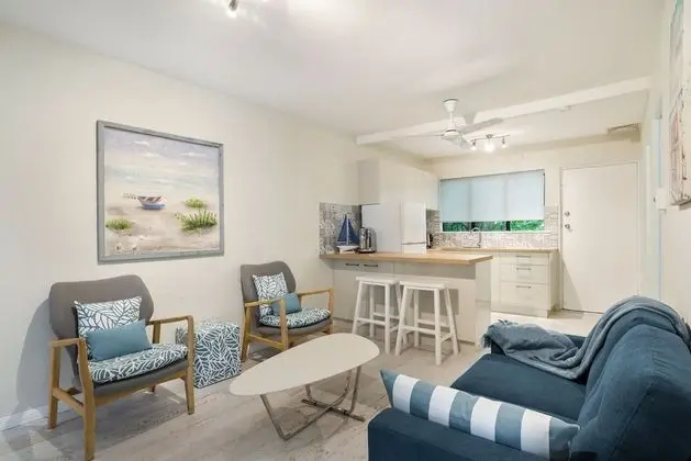 Rare Modern Unit with Private Fenced Garden Close to the Beach PC3 - Öne Çıkan Resim