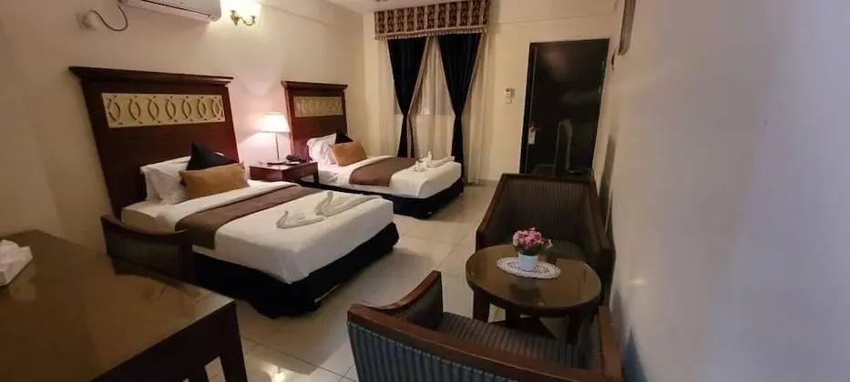 Ras Dika Hotel