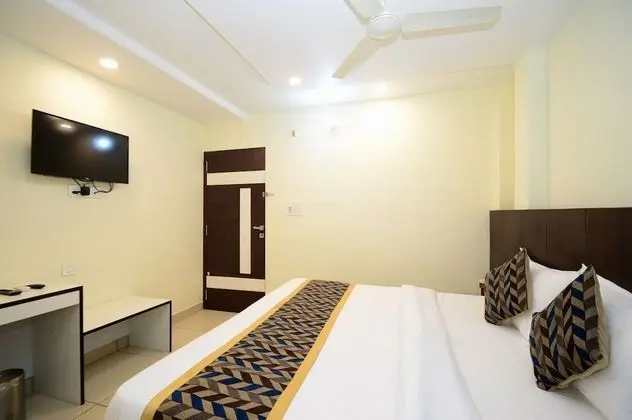 Hotel Rashika Palace