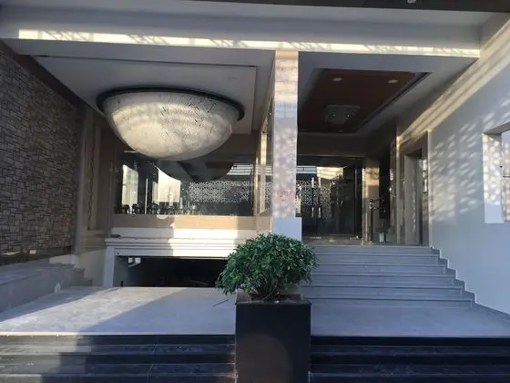Hotel Ratan Royal Inn