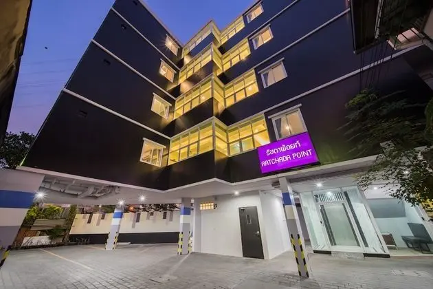 Ratchada Point Hotel - Lobi
