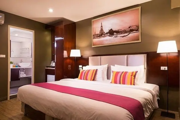 Ratchada Point Hotel - Oda