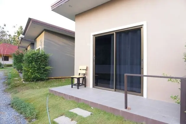 Ratchanee Resort Ban Rai - Oda Düzeni
