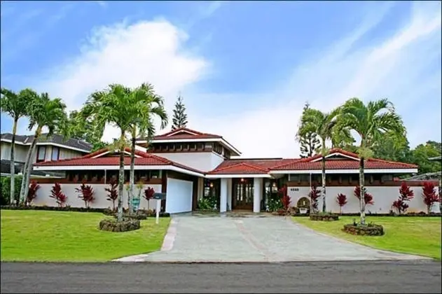 Rate Elegant Home With hot tub and Pool on Makai Golf Course