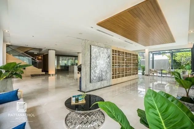 Rattanachol Hotel - Lobi