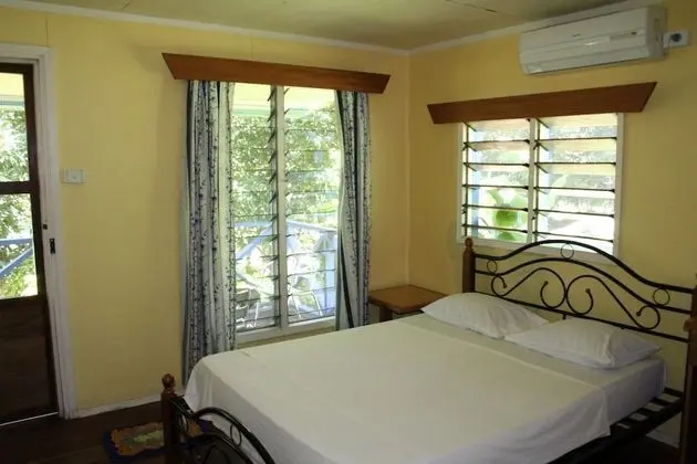 Ratu Kini Backpackers & Dive Resort - Oda