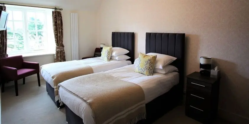 Ravenstone Manor - Oda