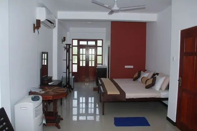Ravindra Hotel and Restaurant - Oda