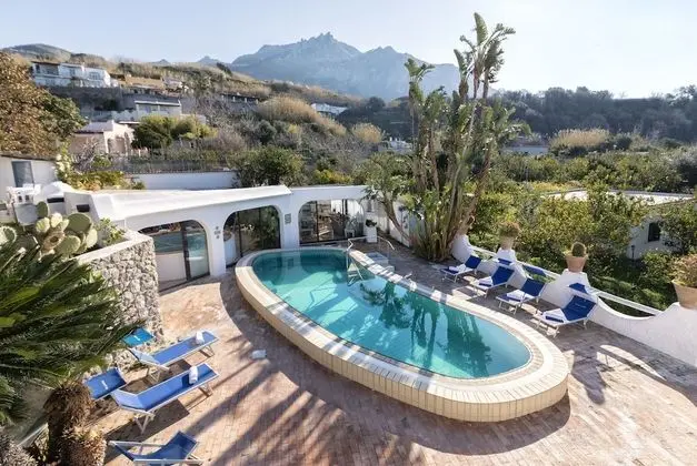 Ravino Ecolodge