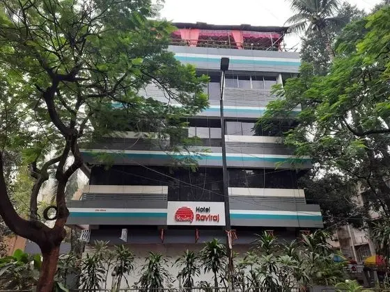 Hotel Raviraj