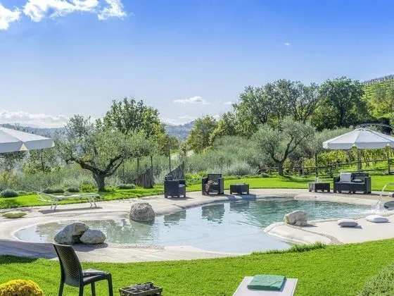 Ravishing Holiday Home in Fermo With Private Swimming Pool